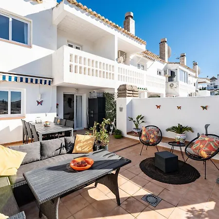 Beautiful Townhouse Close To Fuengirola * マラガ